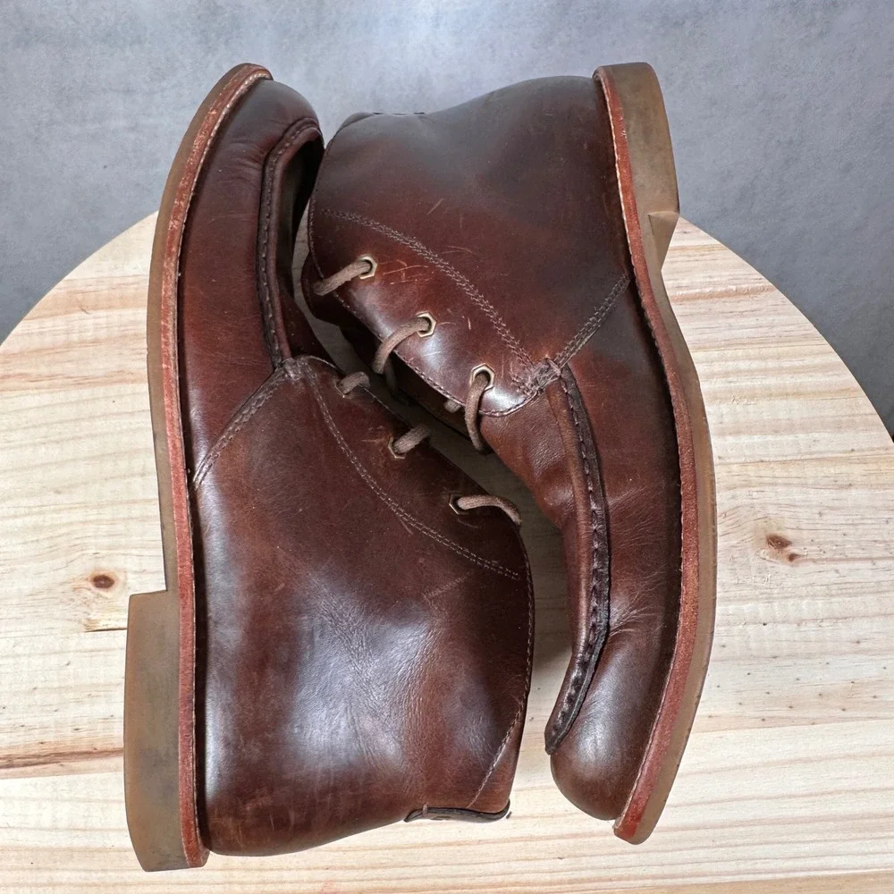 UGG Leighton Chukka Boots Mens 10 Brown Leather Good Moc Toe Lace Up 1001901